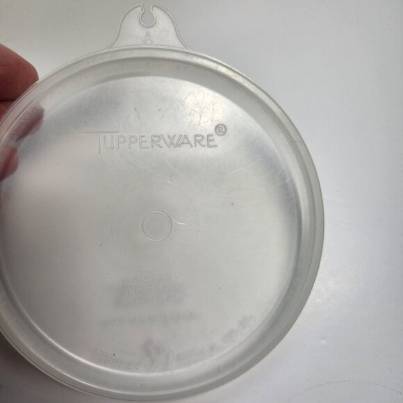 Tupperware Refrigerator Bowls with Lids Storage Container 148 Green Yellow White - Picture 5 of 8